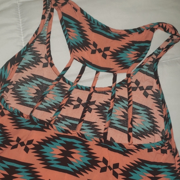 Tribal Peach cami - Picture 2 of 2